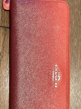 Brand New Coach Limited Edition Slim Accordion Zip Wallet In Refined Leather
